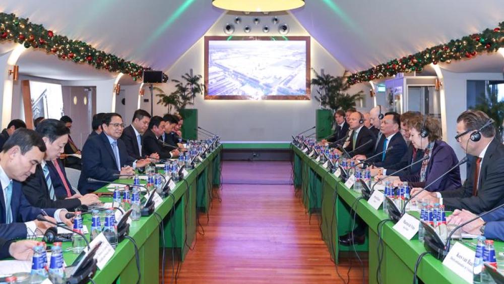 Thủ tướng: Việt Nam mong muốn trở thành trung tâm logistics toàn cầu