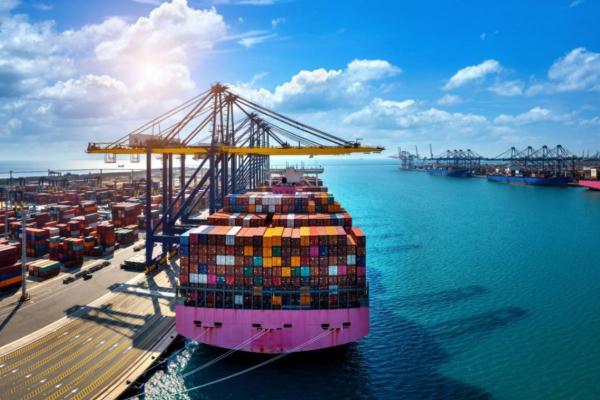 Xuất khẩu dầu gốc ra thị trường Quốc tế